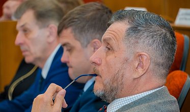 Депутаты ЗС приняли отчет полиции 